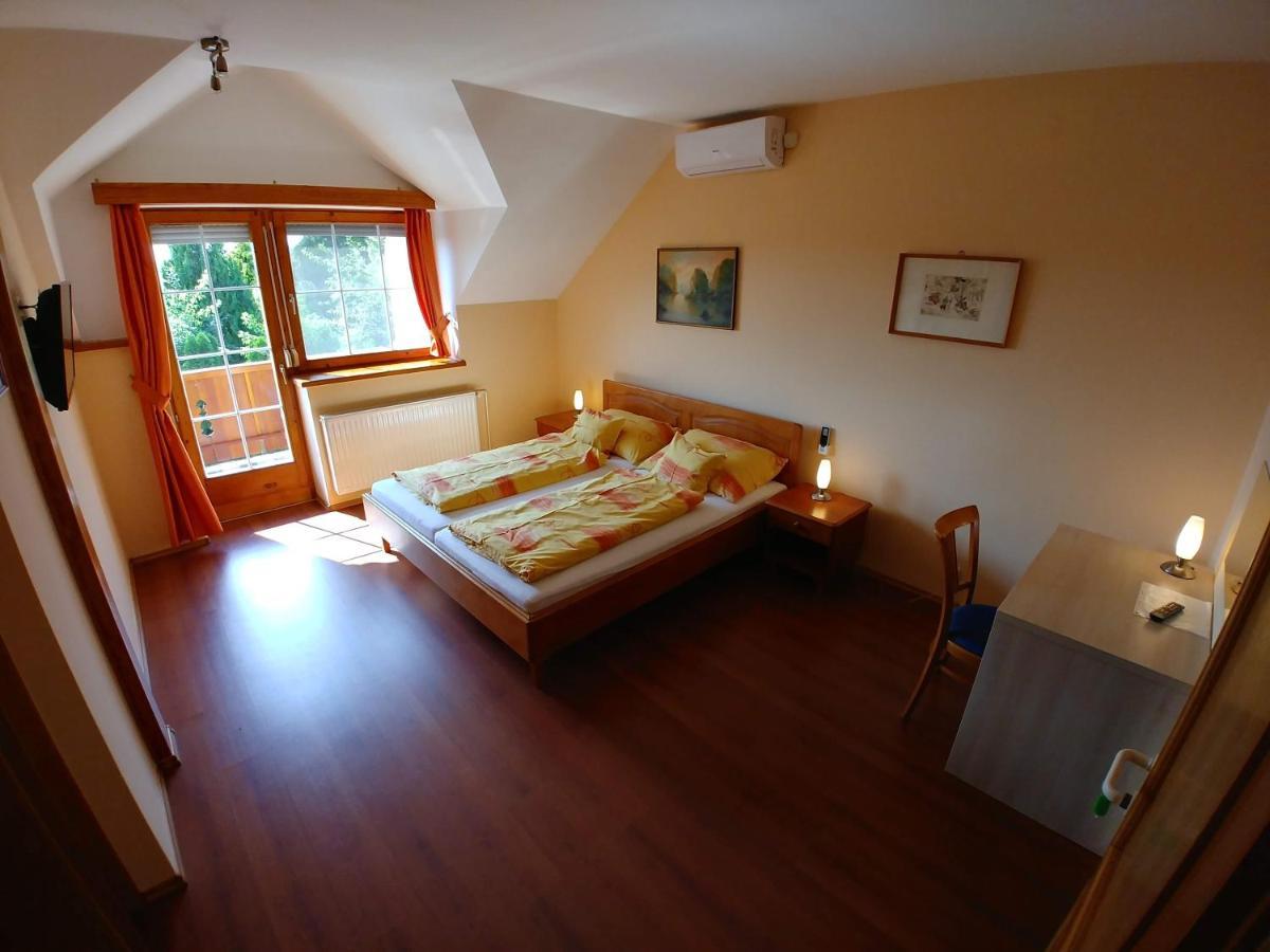 Ciklámen apartman Gyenesdiás Kültér fotó
