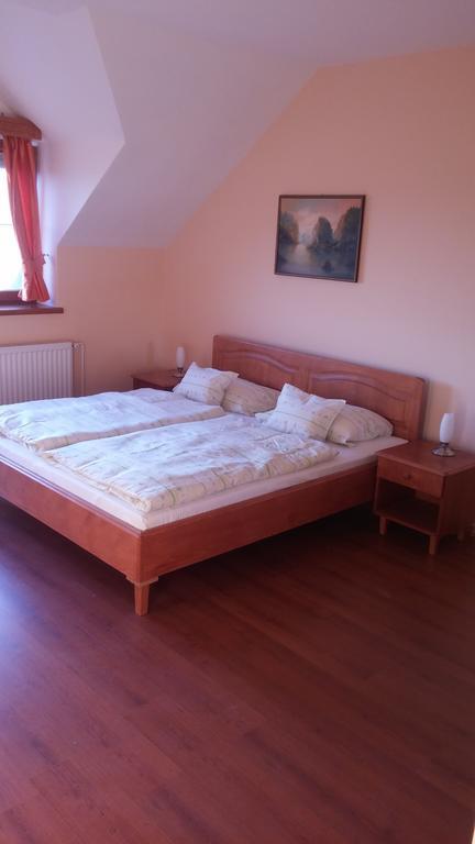 Ciklámen apartman Gyenesdiás Kültér fotó